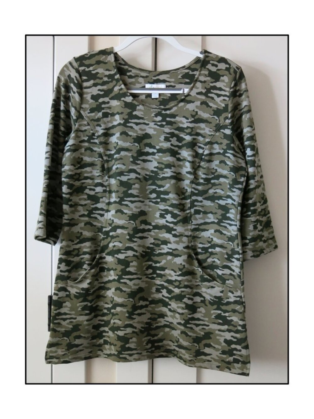 Denim & Co. Active Camo Printed Scoop Neck 3/4 Sleeve Tunic - S “d&CO.”